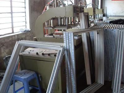 塑料門窗市場概覽 從供貨商到加工設備的全產(chǎn)業(yè)鏈解析